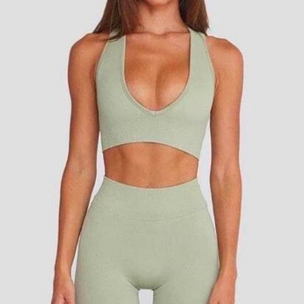 Crop Shop Boutique CSB x Isabelle Mathers Seamless Collection Set in Pistachio